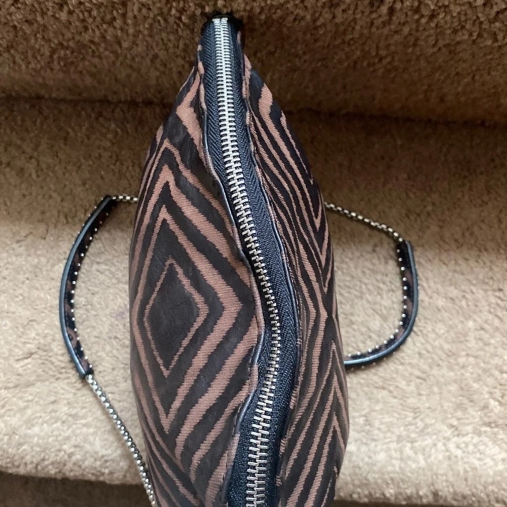 Henri Bandel purse - Picture 4 of 11